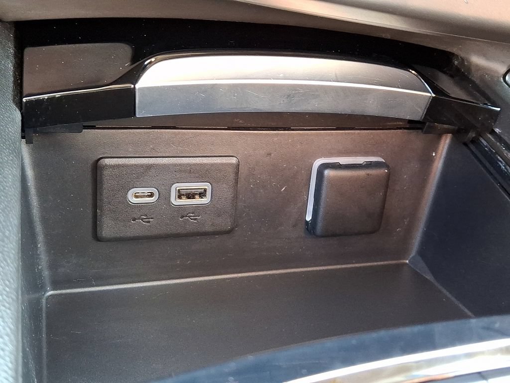 Certified 2021 Buick Envision Preferred AWD/4WD image 23