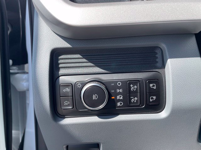 New 2026 Ford F250 XLT w/ XLT Premium Package AWD/4WD image 17
