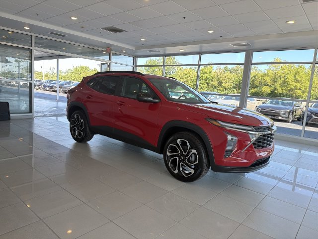 New 2026 Chevrolet Trax RS w/ Driver Confidence Package FWD image 13