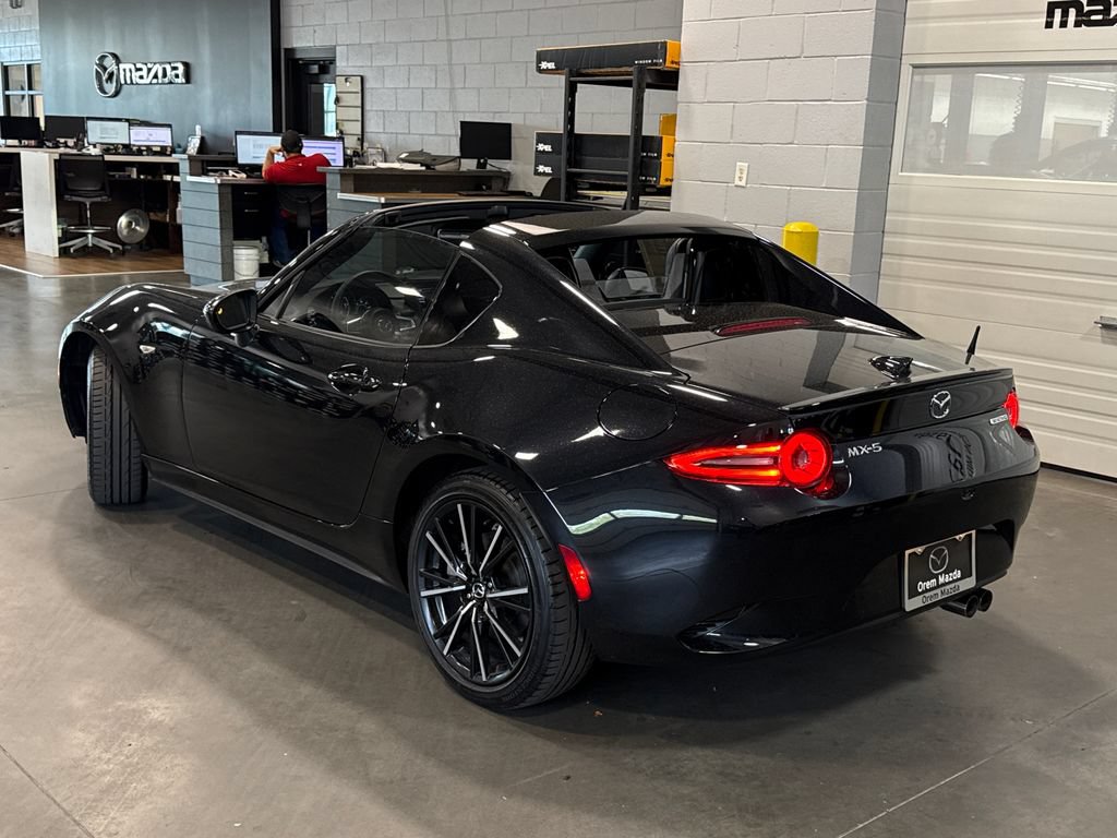 Certified 2025 MAZDA MX-5 Miata RF Grand Touring RWD image 23