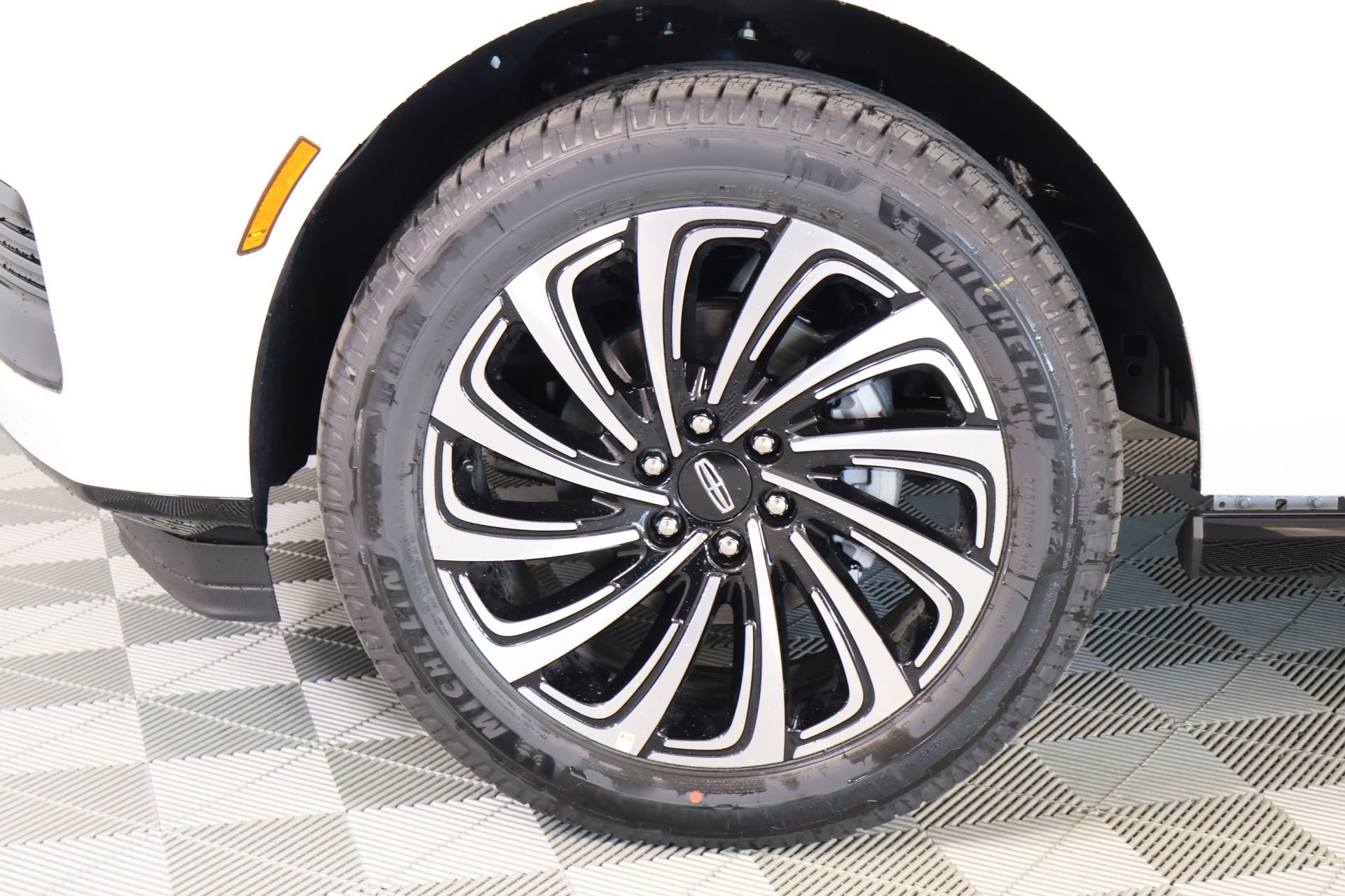 New 2026 Lincoln Navigator L Black Label AWD/4WD image 20