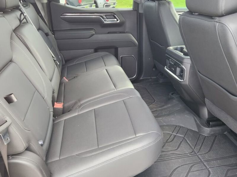 Certified 2024 Chevrolet Silverado 1500 LTZ image 12