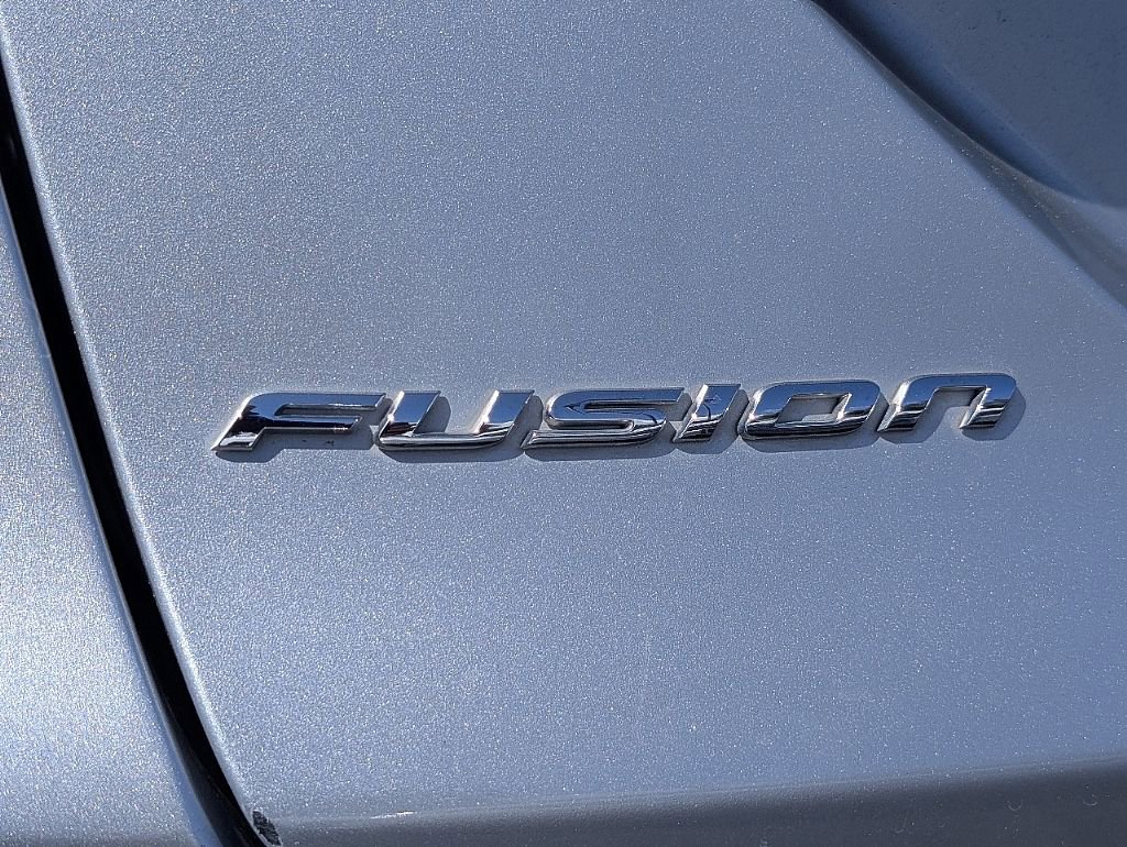 Used 2017 Ford Fusion S FWD image 29