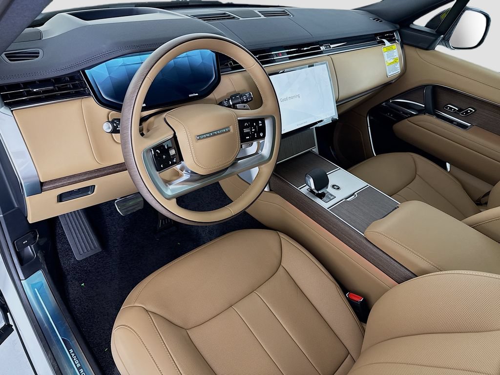 New 2026 Land Rover Range Rover Long Wheelbase SE AWD/4WD image 10