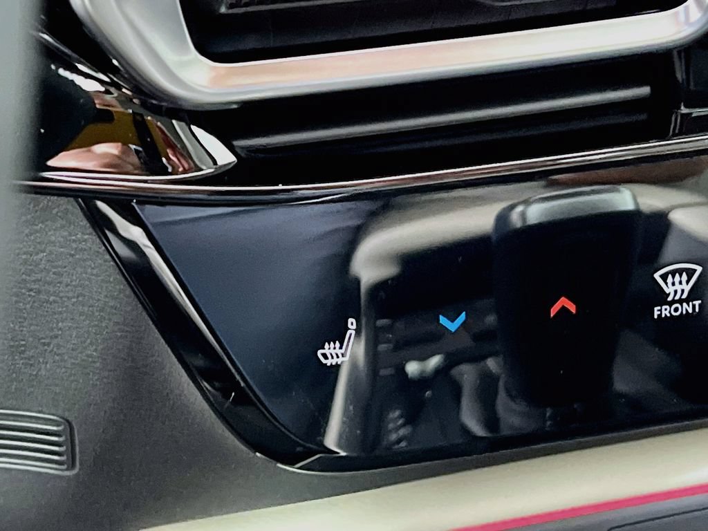New 2026 Nissan Sentra SL w/ Floor Mat Package FWD image 19