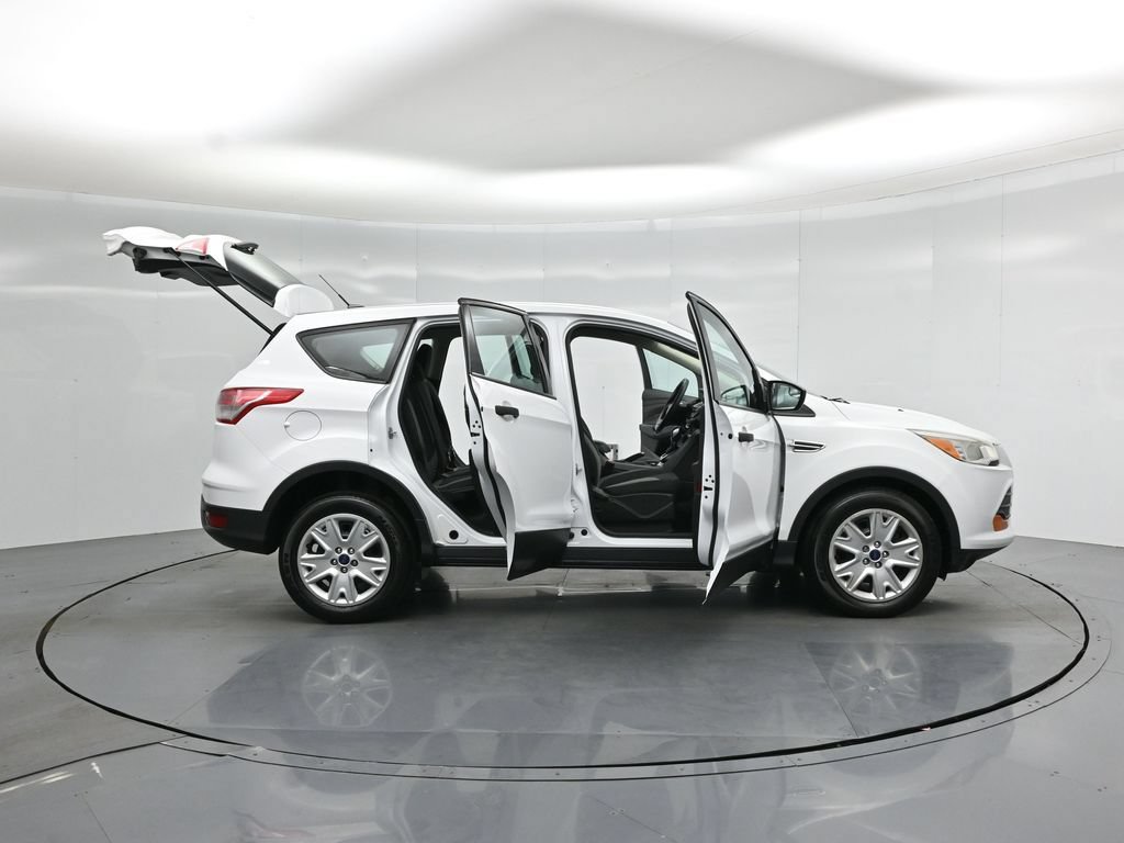 Used 2014 Ford Escape S FWD image 4
