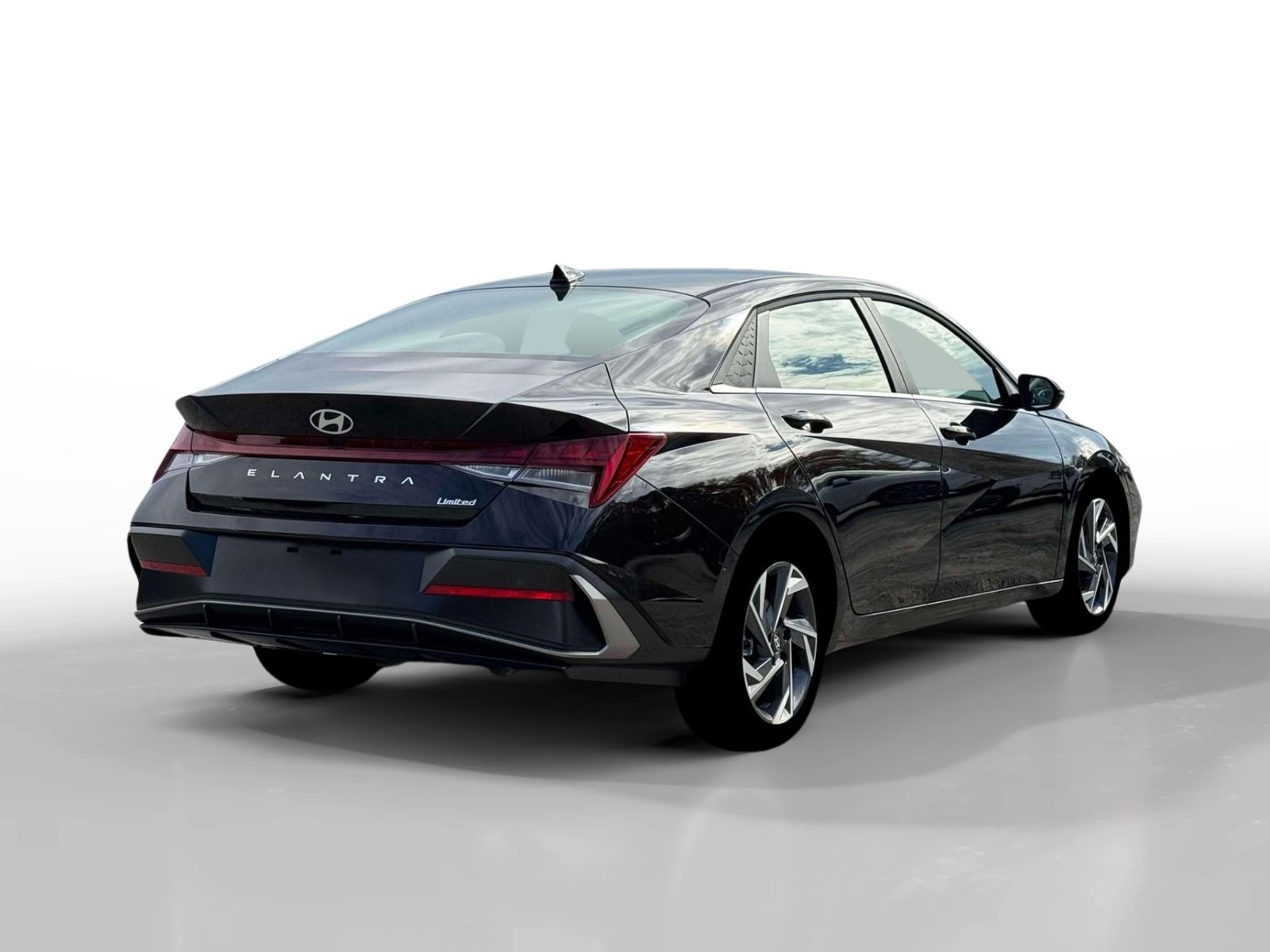New 2026 Hyundai Elantra Limited FWD image 7