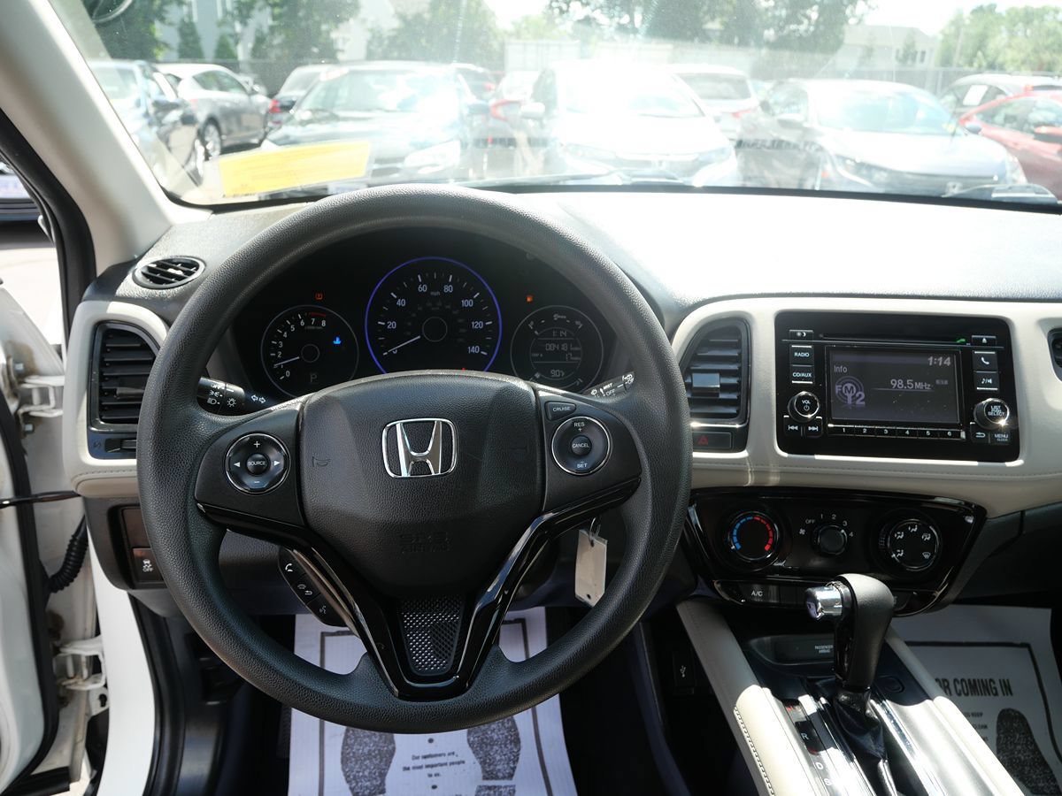 Used 2018 Honda HR-V LX image 13