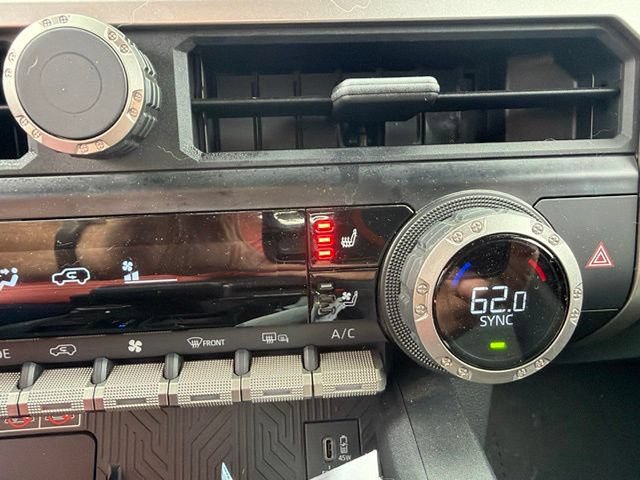 Certified 2025 Toyota 4Runner Trailhunter AWD/4WD image 19