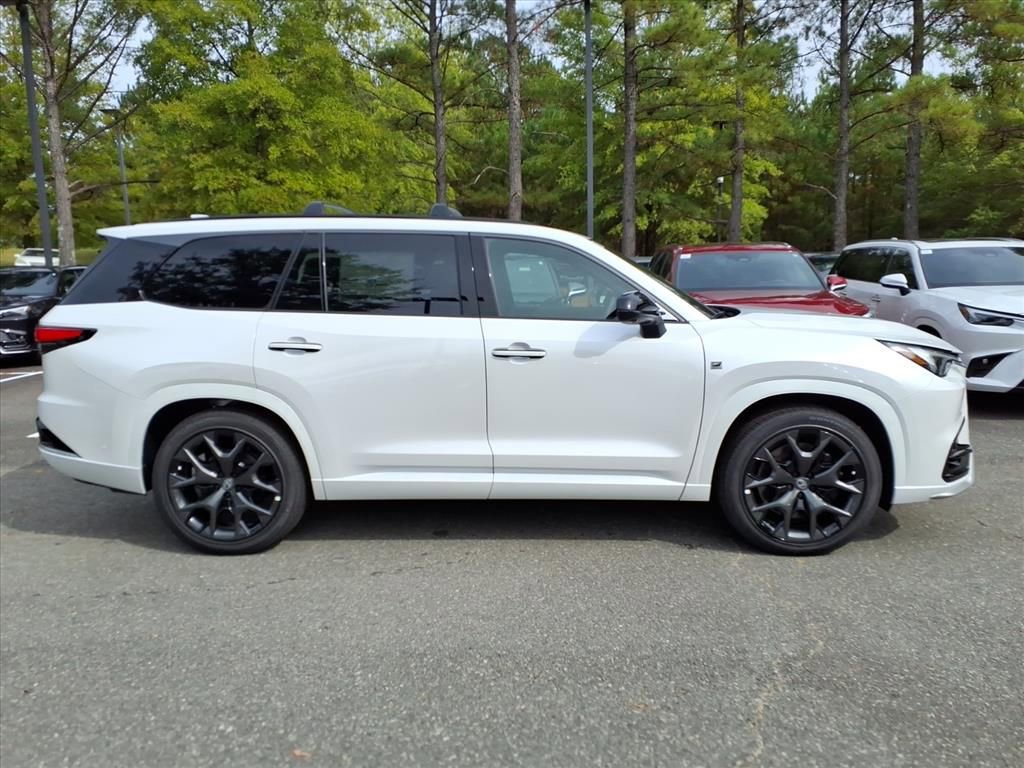 New 2026 Lexus TX 500h AWD image 2
