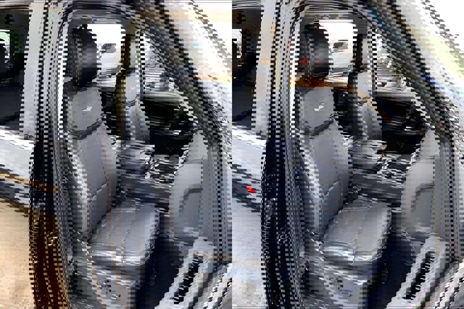 Used 2025 Ford Expedition Platinum image 9