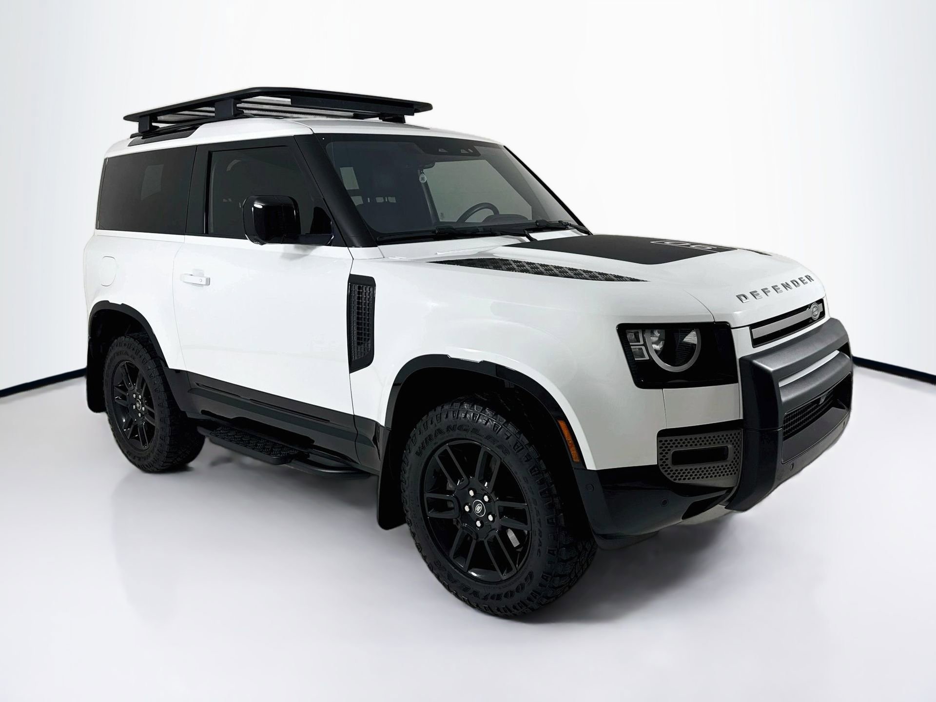 Used 2022 Land Rover Defender 90 X-Dynamic S