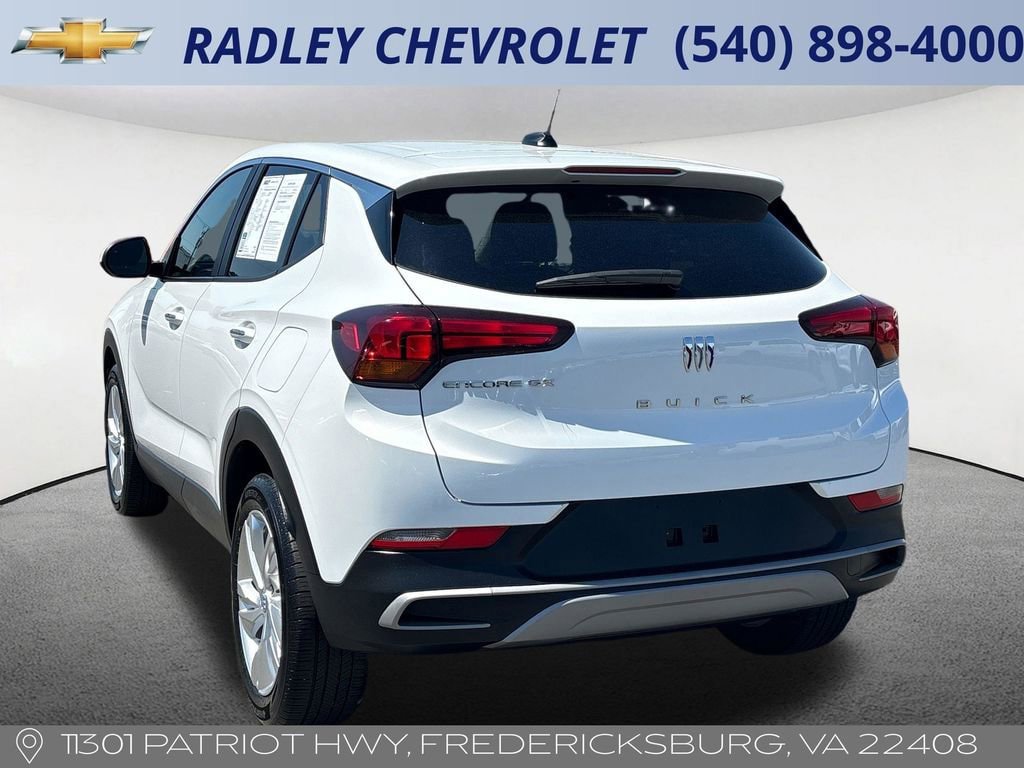 Certified 2025 Buick Encore GX Preferred FWD image 17