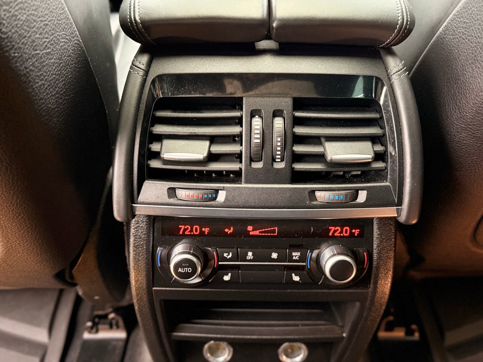 Used 2016 BMW X6 M image 23