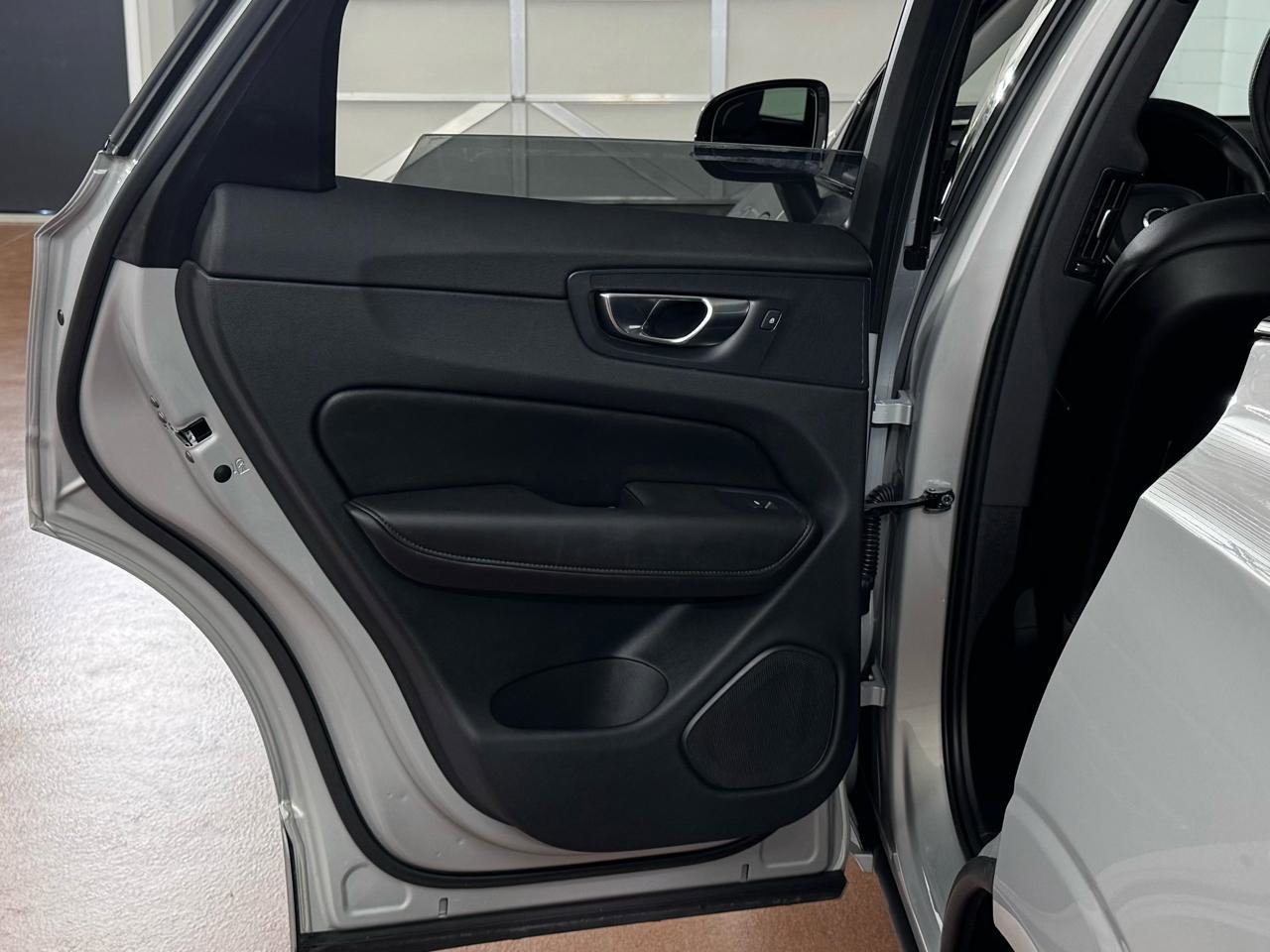 Used 2023 Volvo XC60 T8 Plus w/ Climate Package image 36