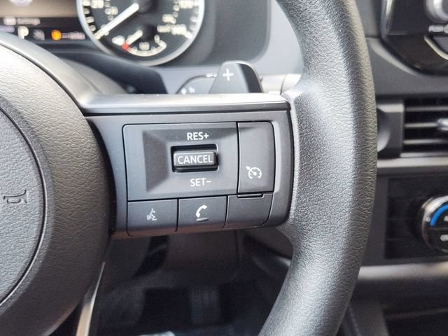 Used 2025 Nissan Pathfinder S FWD image 29