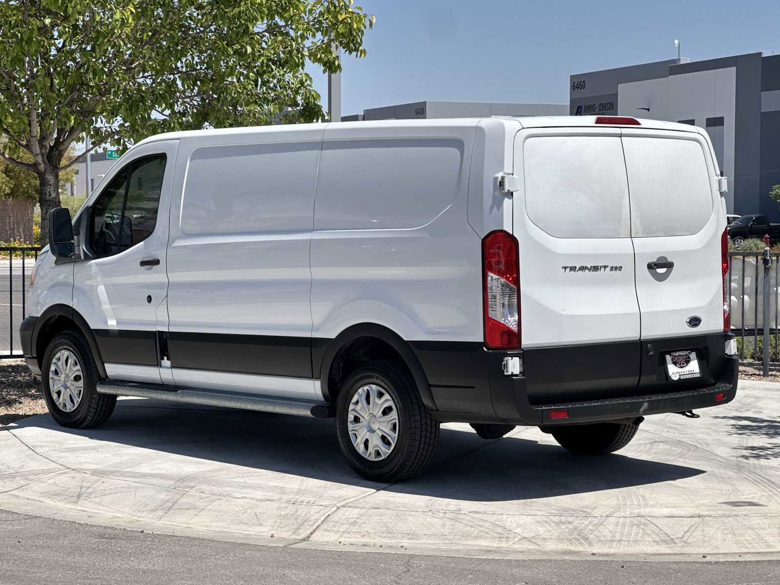 Used 2019 Ford Transit 250 130 Low Roof w/ Exterior Upgrade Package RWD image 6