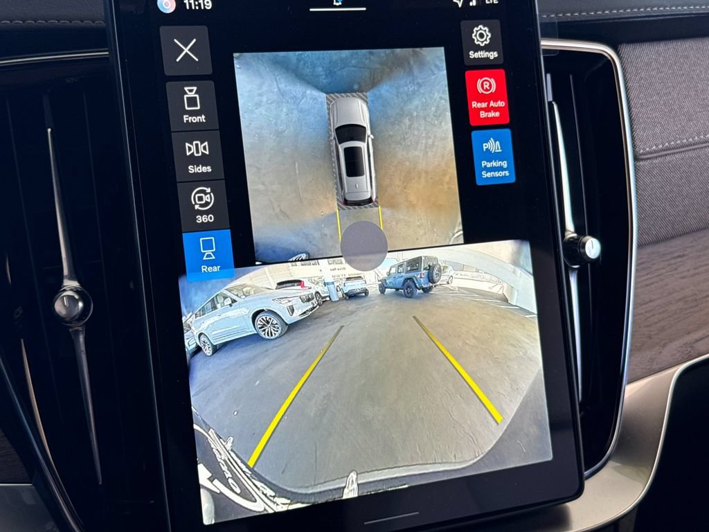 New 2026 Volvo XC90 B6 Plus w/ Protection Package Premier AWD/4WD image 20