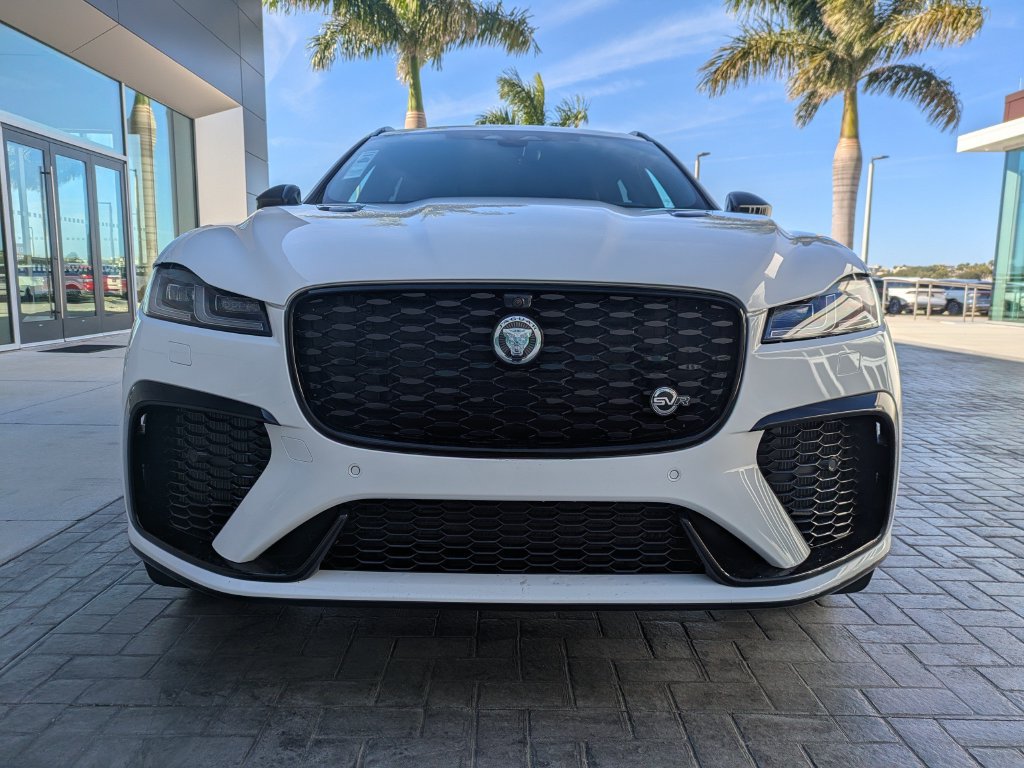 New 2026 Jaguar F-PACE SVR AWD/4WD image 9