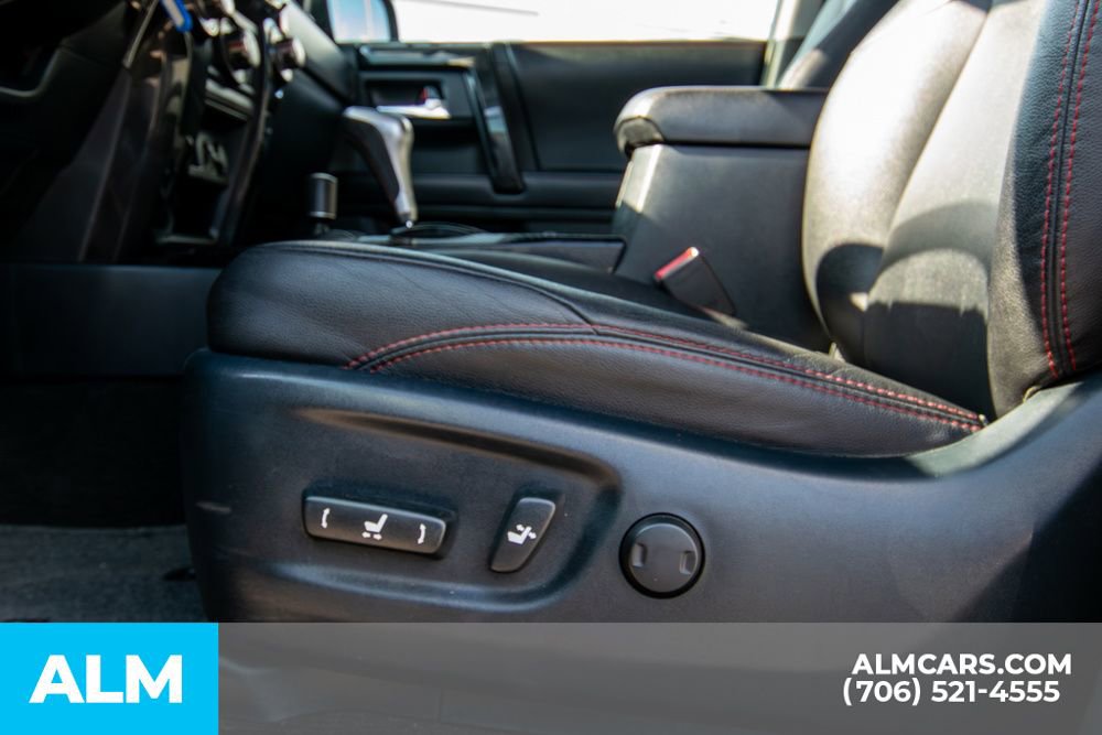 Used 2018 Toyota 4Runner TRD Off-Road Premium image 31