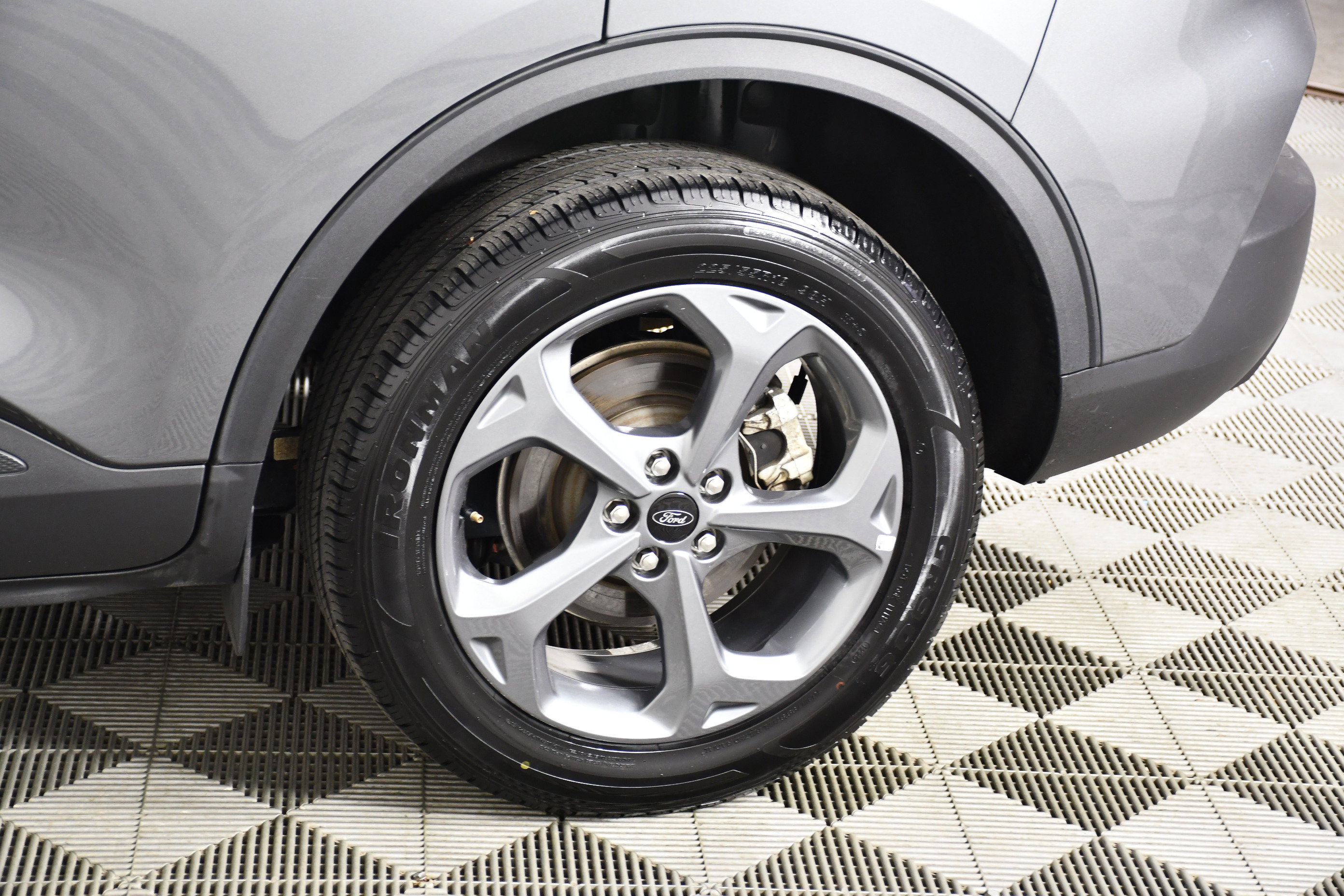 Used 2025 Ford Escape ST-Line image 49