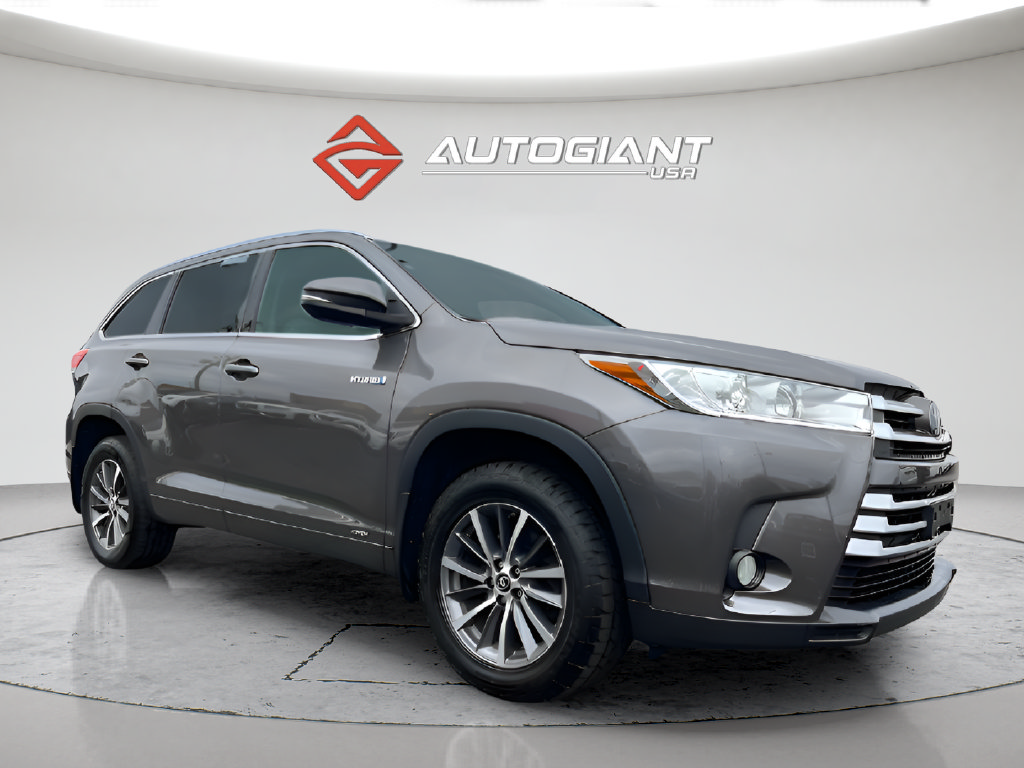 Used 2018 Toyota Highlander XLE AWD/4WD image 9