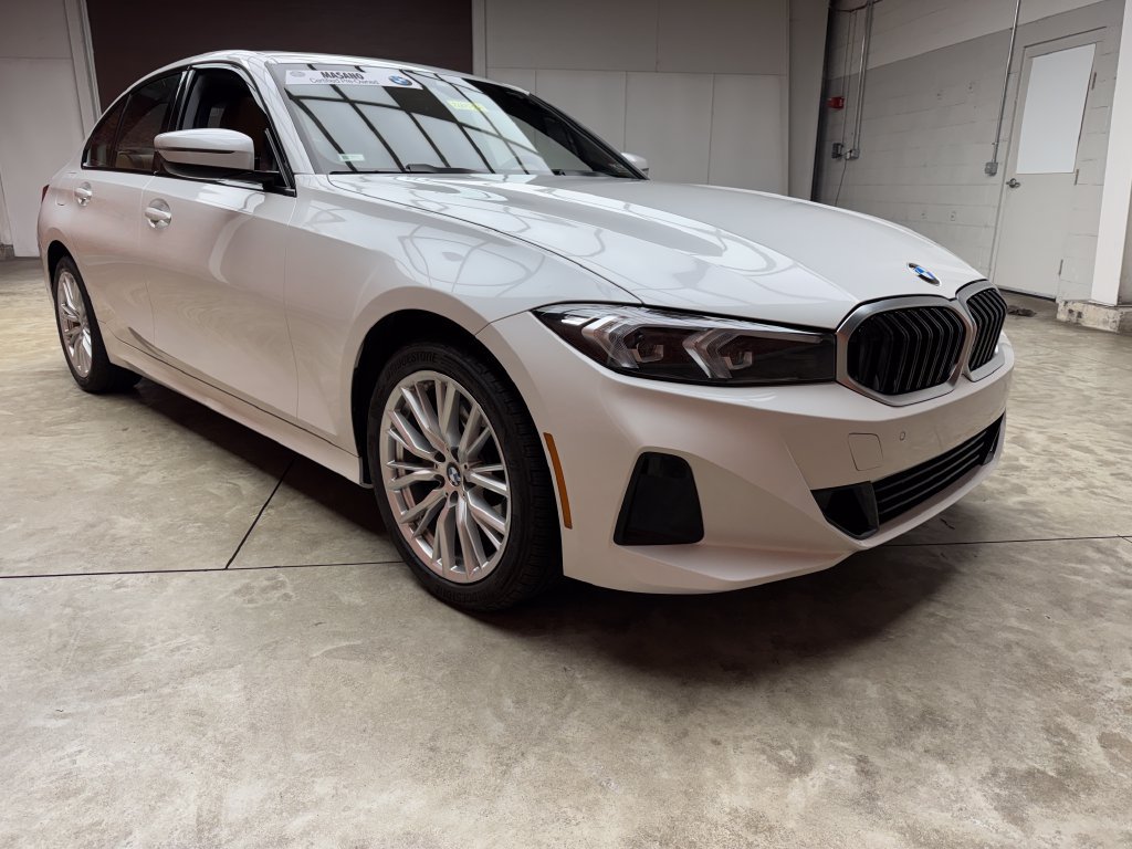 Certified 2023 BMW 330i xDrive Sedan w/ Premium Package AWD/4WD image 6