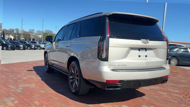 Used 2022 Cadillac Escalade Sport Platinum image 9