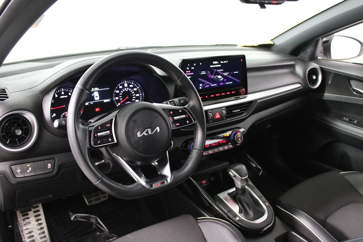 Used 2024 Kia Forte GT-Line FWD image 7