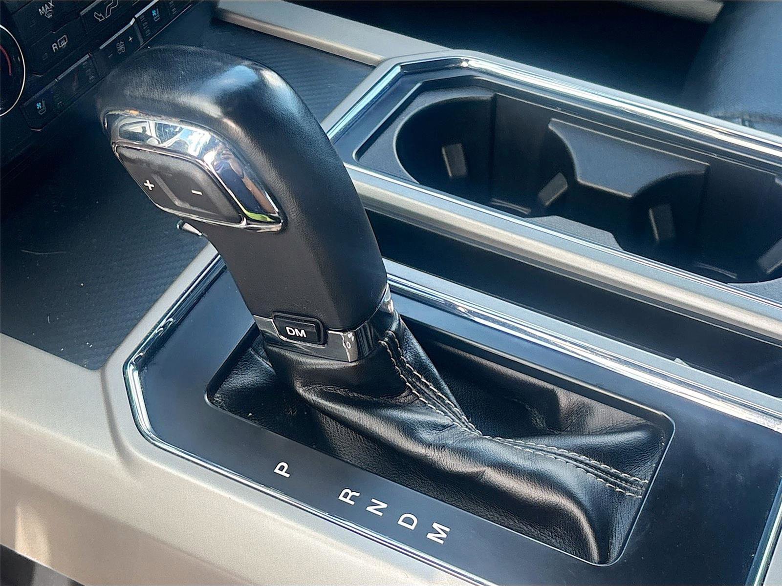 Used 2019 Ford F150 Lariat w/ Equipment Group 502A Luxury image 17