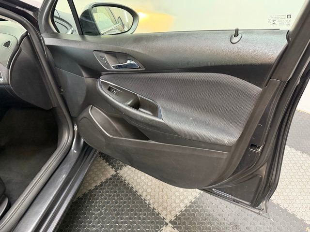Used 2017 Chevrolet Cruze LT FWD image 33