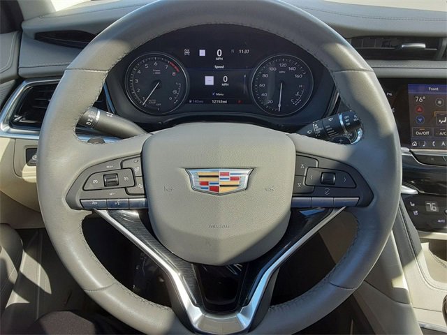 Used 2024 Cadillac XT6 Premium Luxury w/ Technology Package image 16