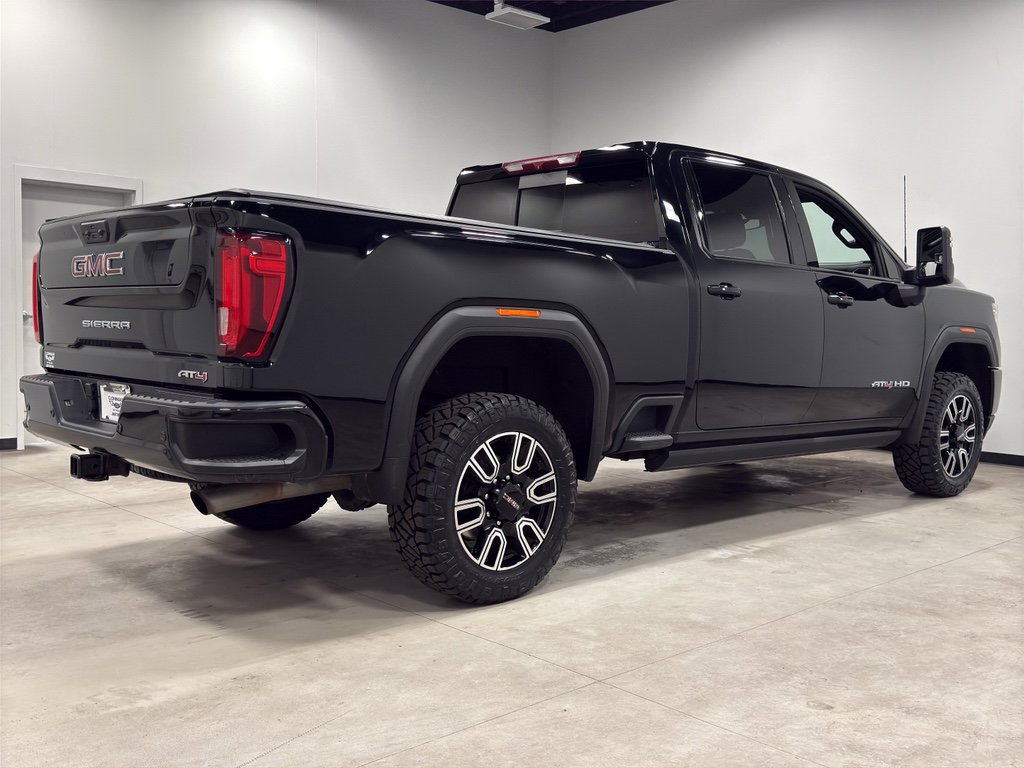 Used 2022 GMC Sierra 2500 AT4 w/ AT4 Preferred Package image 9