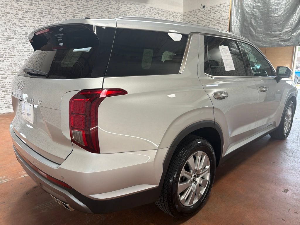 Used 2024 Hyundai Palisade SEL FWD image 7