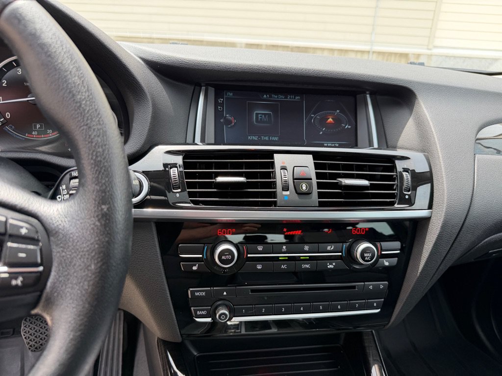 Used 2017 BMW X3 xDrive28i w/ Premium Package AWD/4WD image 12