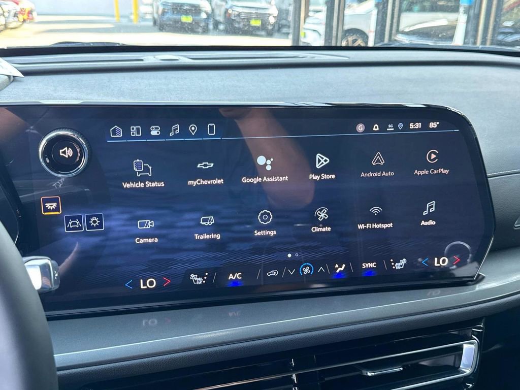 New 2026 Chevrolet Traverse LT w/ Driver Confidence Package FWD image 22
