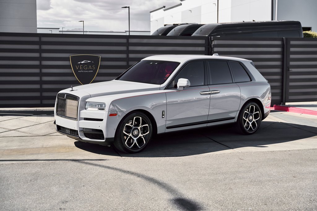 Used 2024 Rolls-Royce Cullinan Black Badge image 5