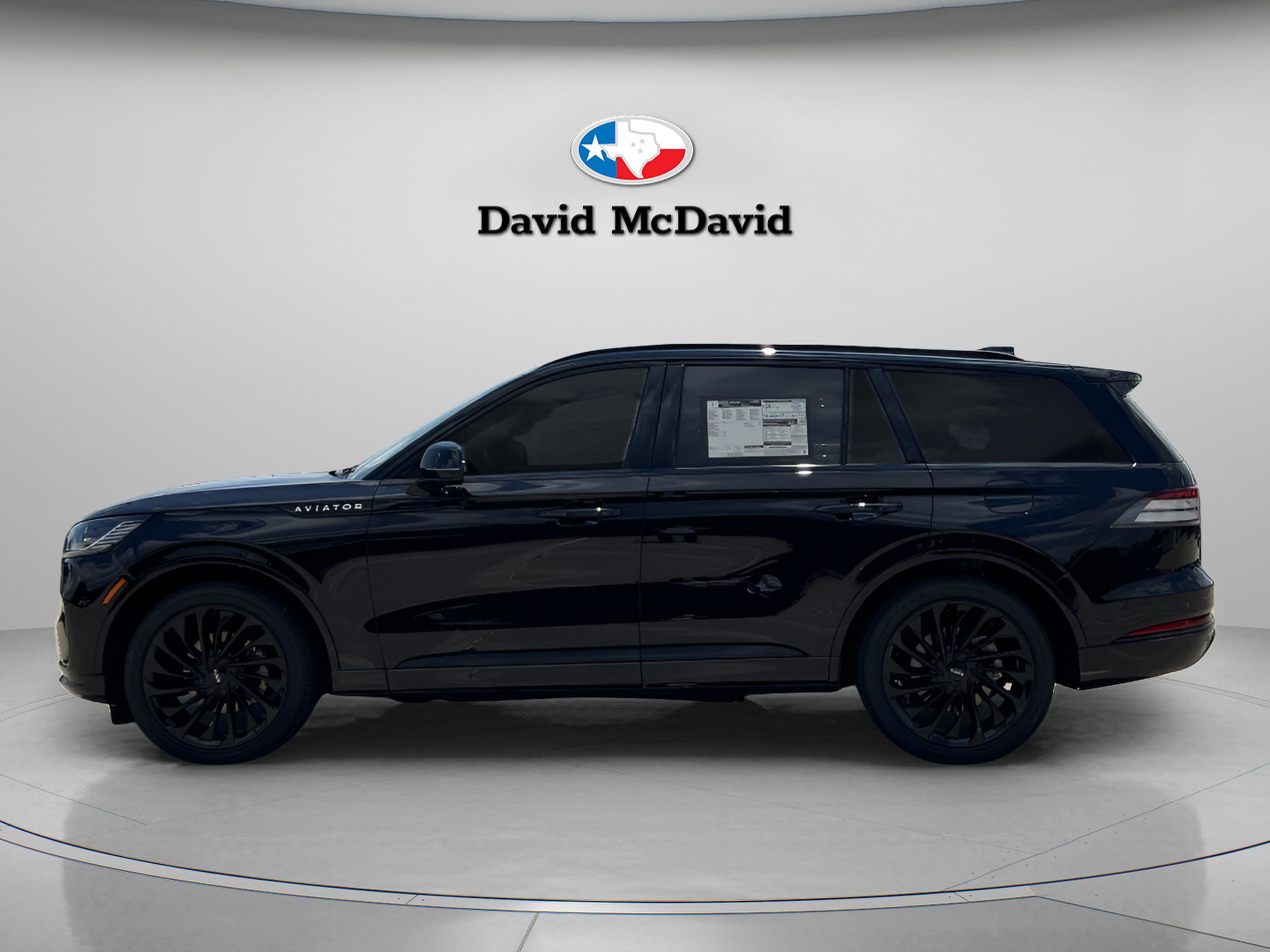 New 2025 Lincoln Aviator Reserve w/ Equipment Group 201A image 4