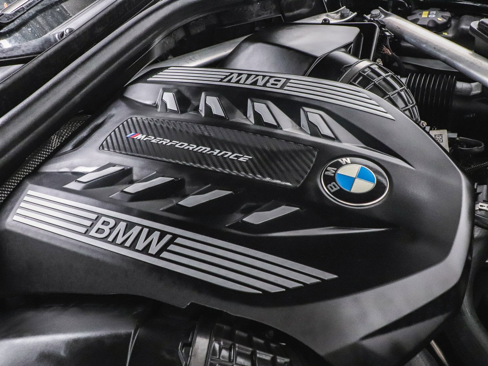 Used 2022 BMW X5 M50i w/ Executive Package image 49