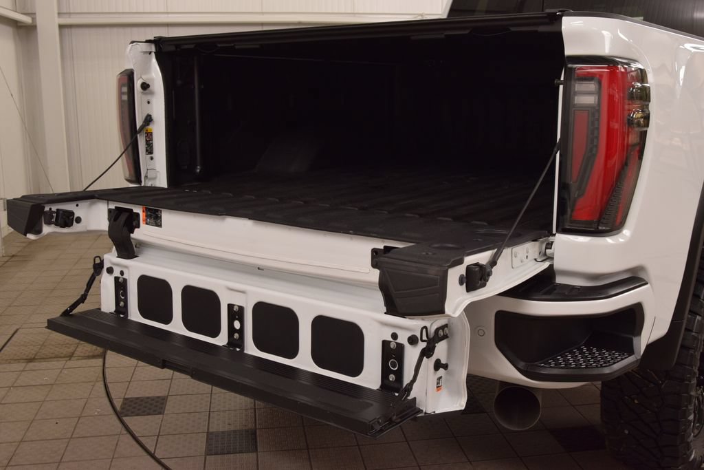 Used 2025 GMC Sierra 2500 AT4 w/ AT4 Premium Plus Package AWD/4WD image 24