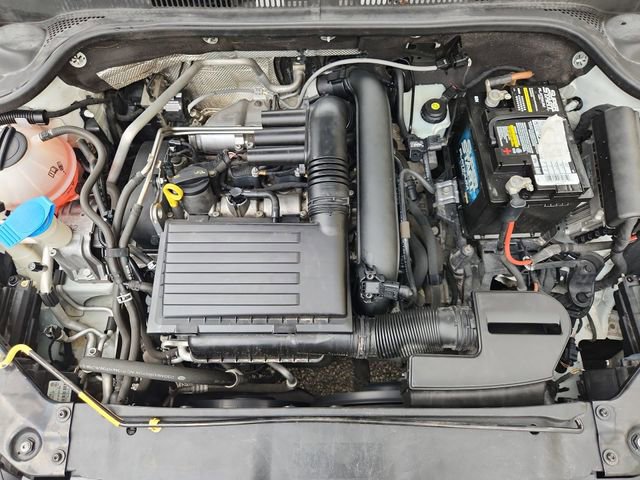 Used 2017 Volkswagen Jetta SE image 28