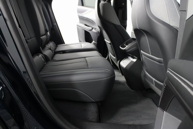 Used 2024 Cadillac Lyriq Tech w/ Driver Assist Package image 22