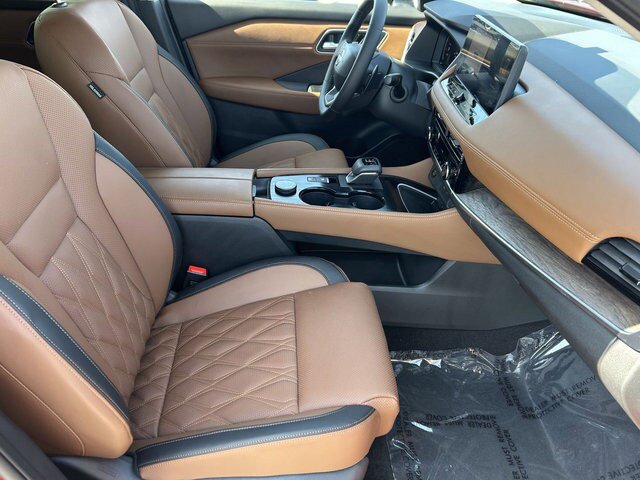 New 2026 Nissan Rogue Platinum AWD/4WD image 11