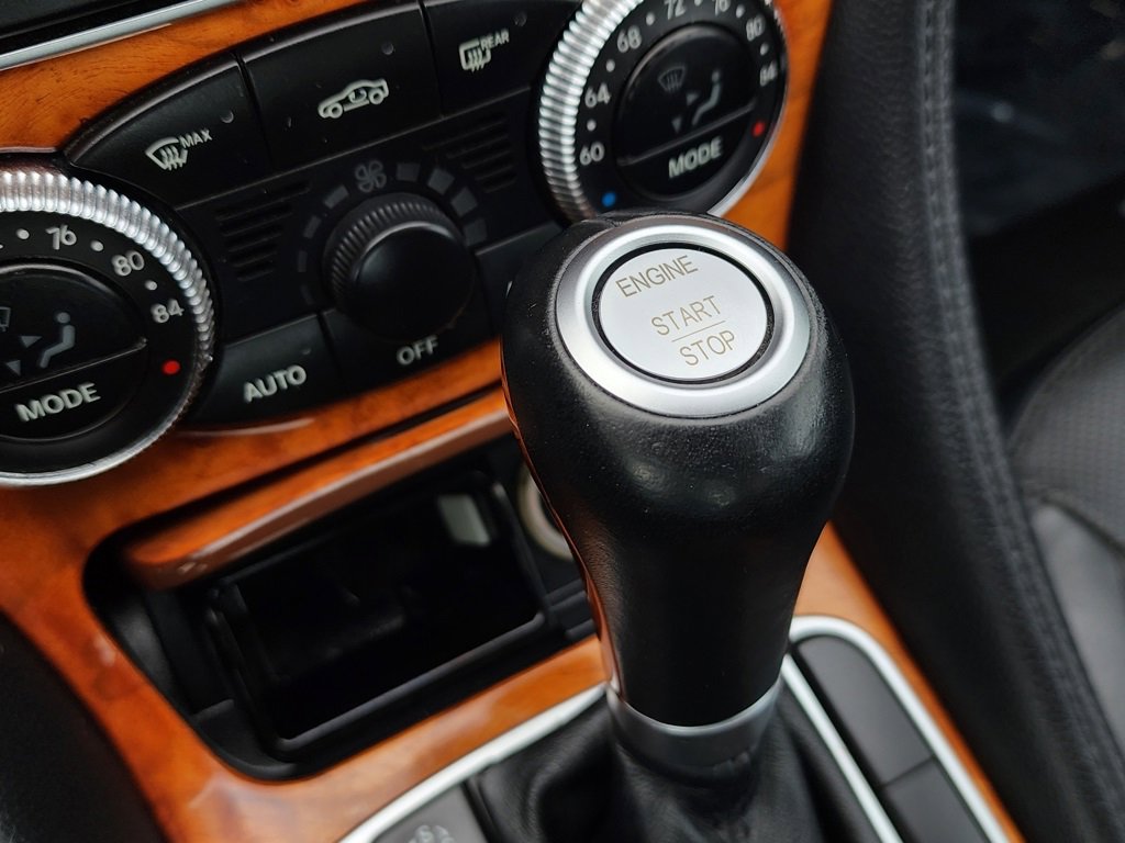 Used 2009 Mercedes-Benz SL 550 image 14