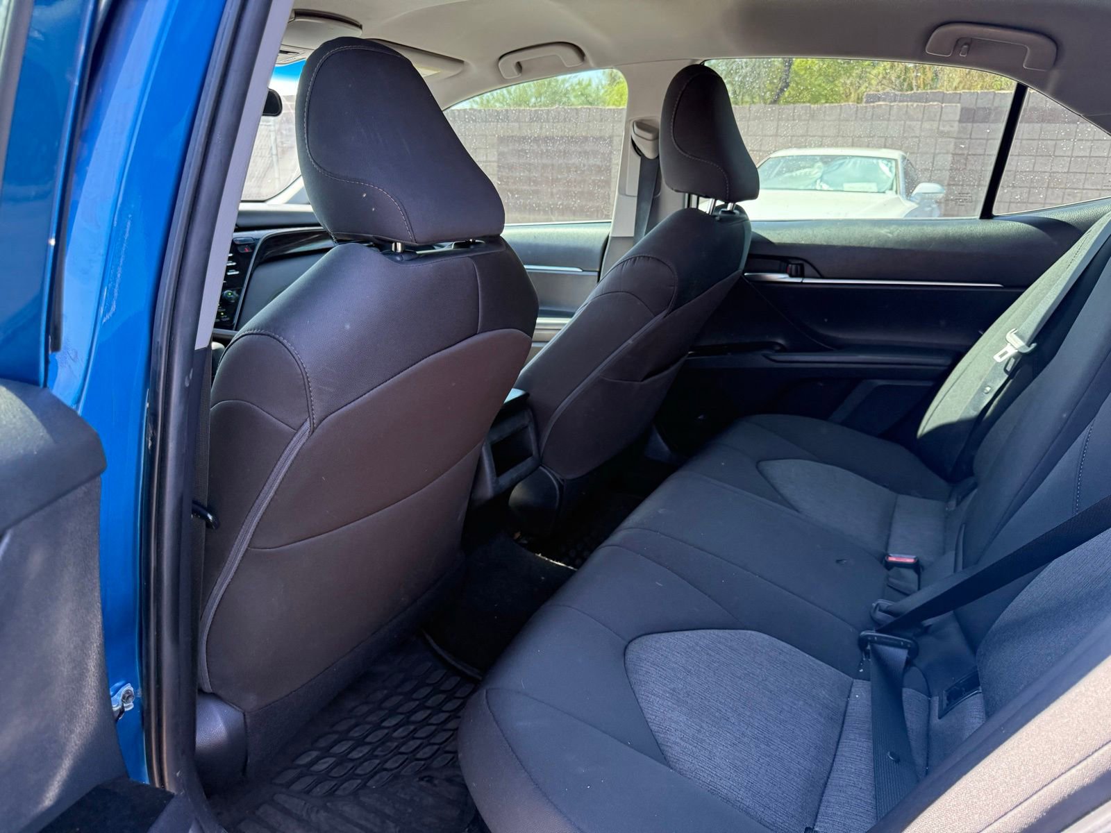Used 2019 Toyota Camry LE FWD image 11