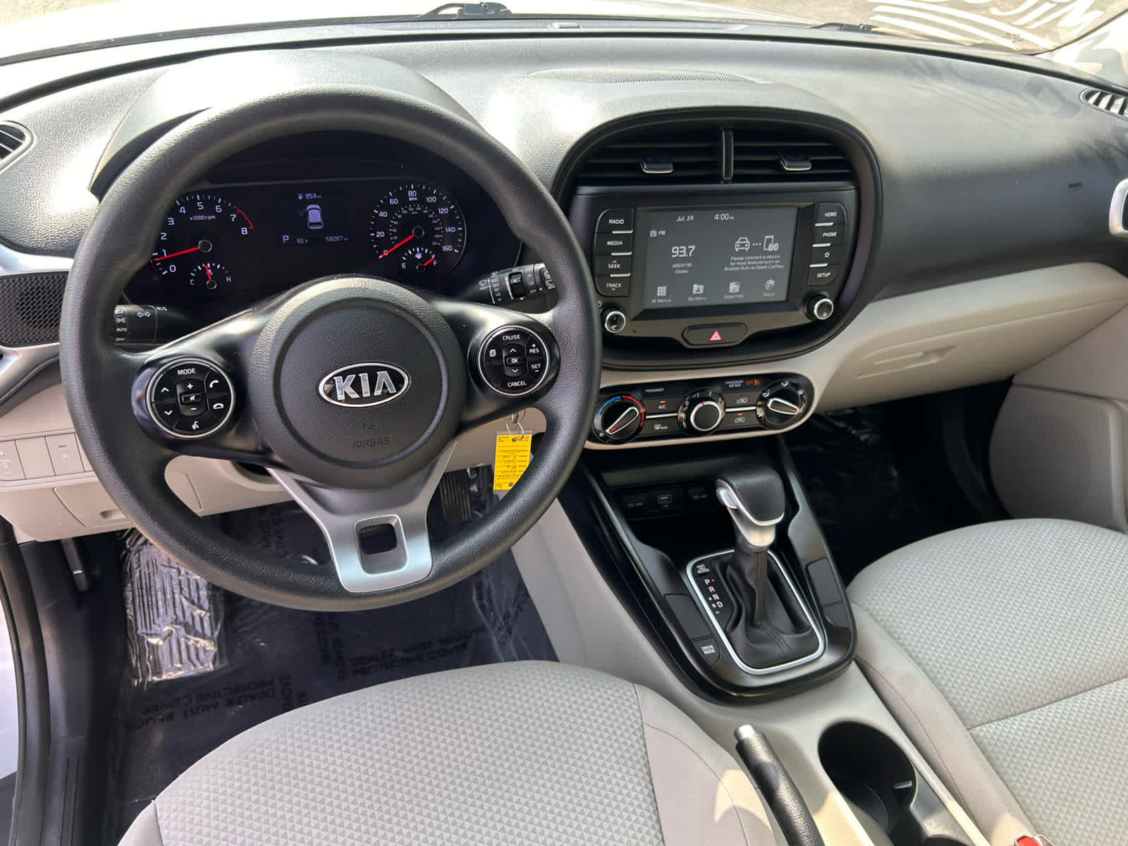 Used 2020 Kia Soul LX FWD image 13