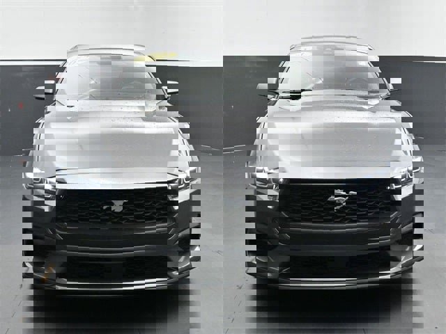 Used 2024 Ford Mustang Premium image 5