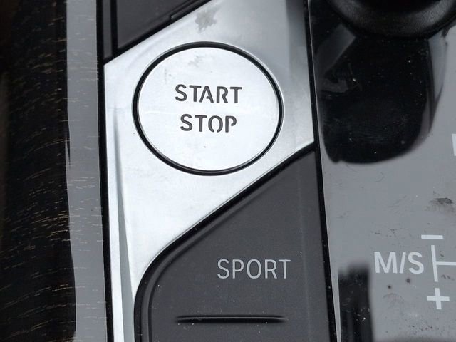 Used 2022 BMW 330e xDrive w/ Premium Package image 37