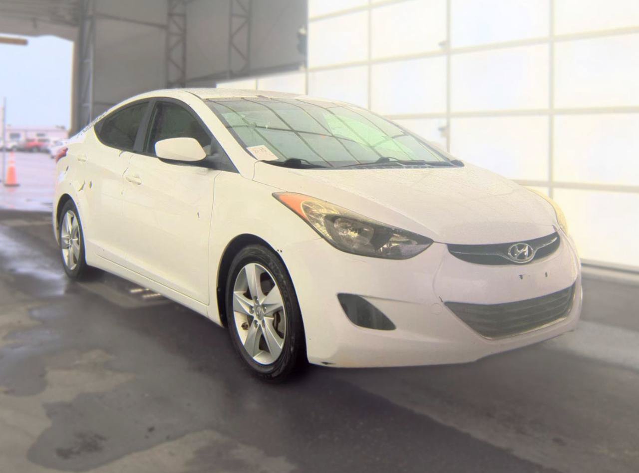 Used 2013 Hyundai Elantra GLS FWD image 3