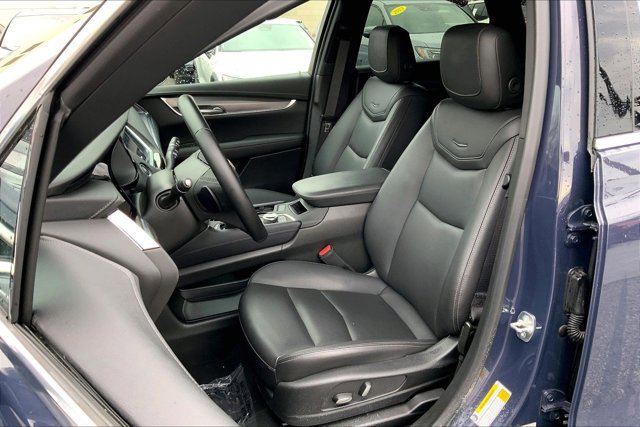 Used 2025 Cadillac XT5 Luxury AWD/4WD image 24